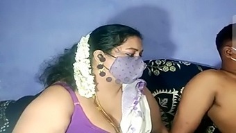 A Lustful Indian Wife Gives Her Blowjob.