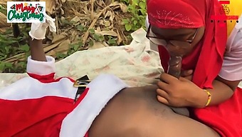 Nigerian Farm Couple'S Romantic Christmas Sex, Featuring Red Attire. Subscribe For More.