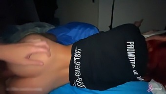 Wife Pleasures Her Friend'S Vagina While She'S At Home - Sincroniah