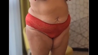 A Fat Lady Enjoys Anal Fingering And Achieves A Solo Orgasm